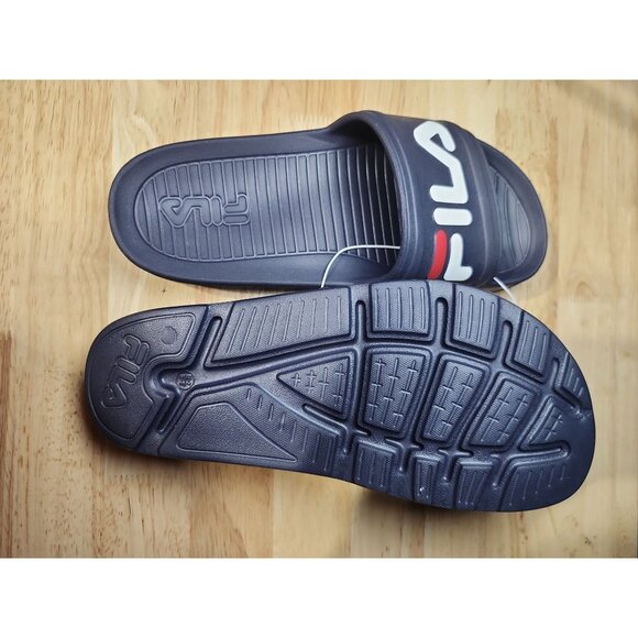 Fila sandal Size M 7 W 8 - Picture 1 of 3